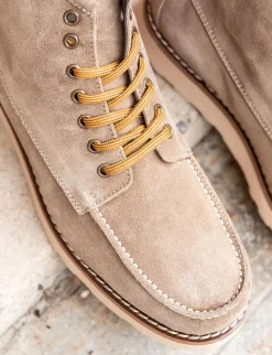 Anfibi camoscio beige