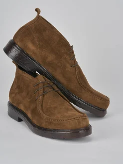 Anfibi camoscio marrone