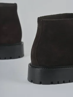 Anfibi camoscio testa