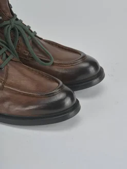 Anfibi pelle marrone