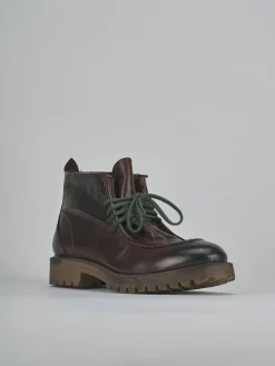 Anfibi pelle marrone