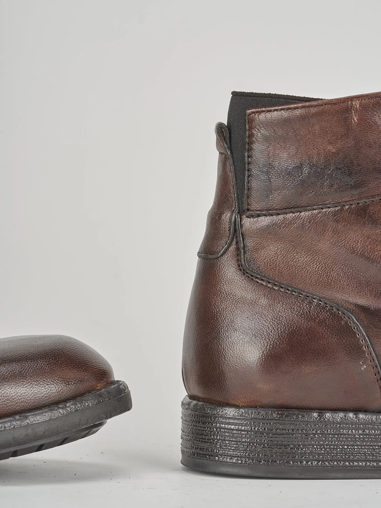 Anfibi tacco 1cm pelle marrone