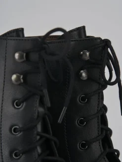 Anfibi tacco 1cm pelle nero