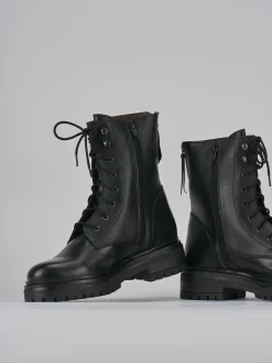 Anfibi tacco 1cm pelle nero