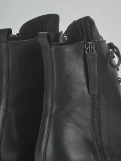 Anfibi tacco 3cm pelle nero