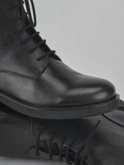 Anfibi tacco 1cm pelle nero