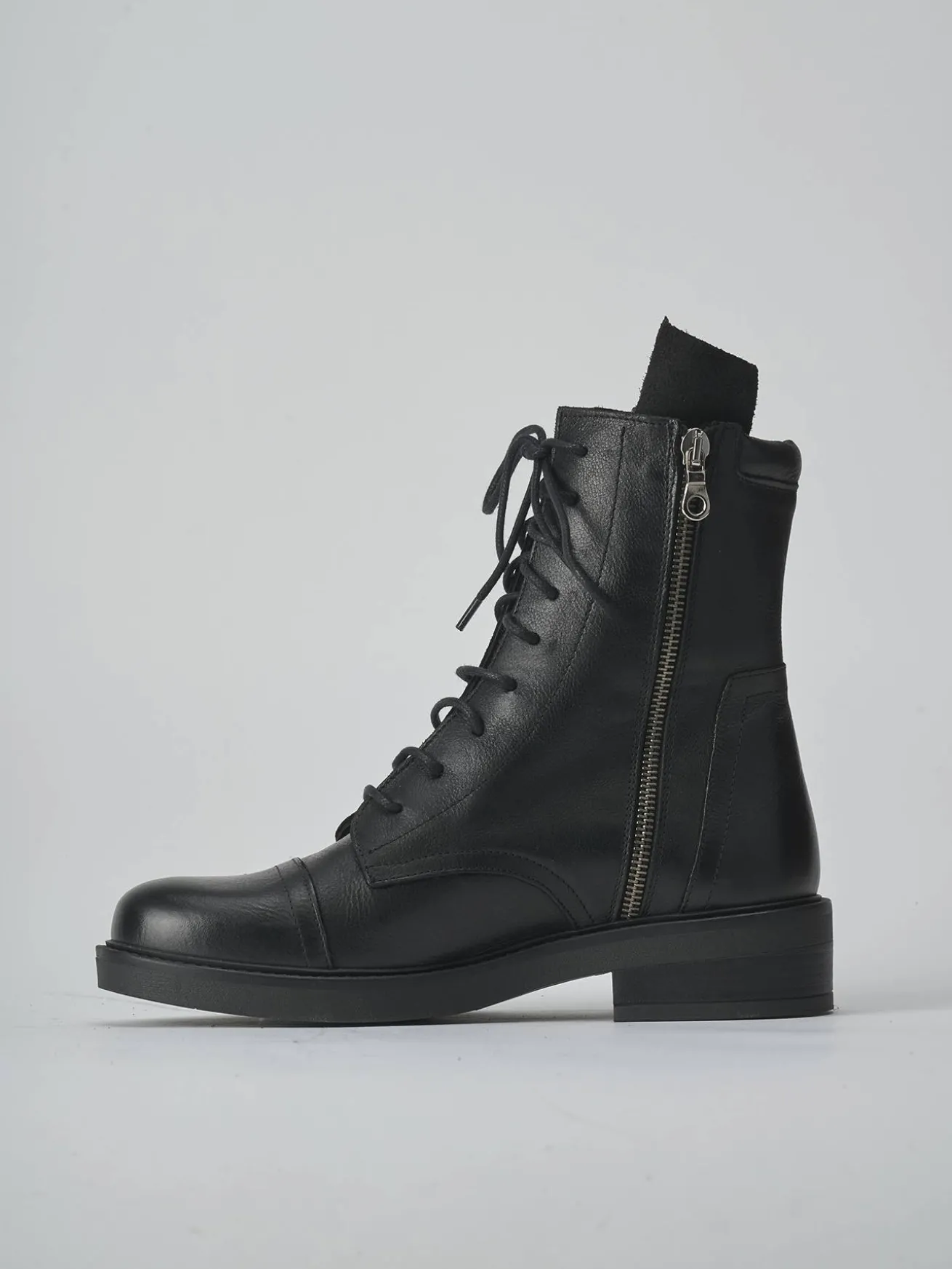 Anfibi tacco 3cm pelle nero