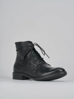 Anfibi tacco 1cm pelle nero