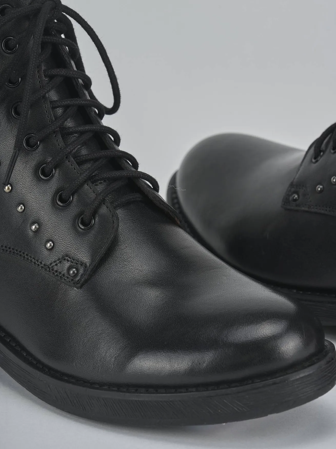 Anfibi tacco 1cm pelle nero