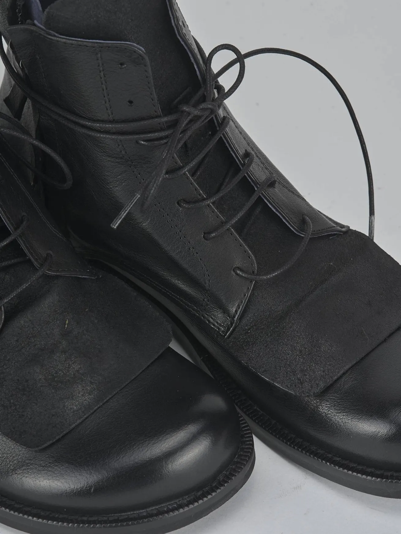 Anfibi tacco 1cm pelle nero