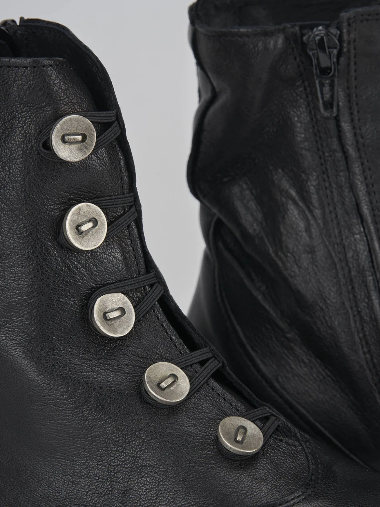 Anfibi tacco 3cm pelle nero