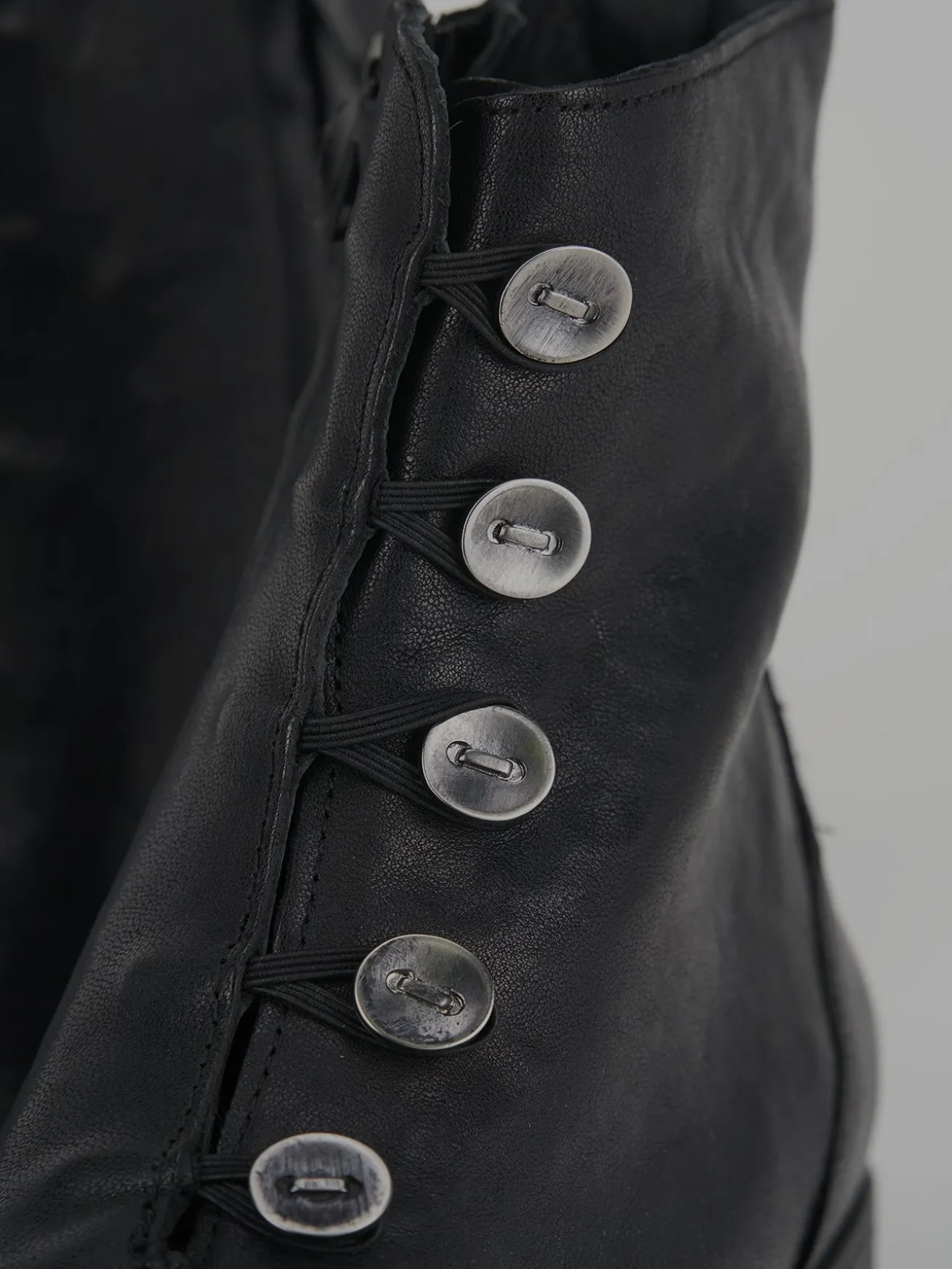 Anfibi tacco 3cm pelle nero