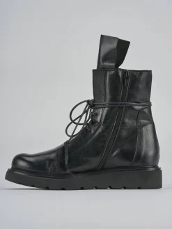 Anfibi tacco 1cm pelle nero