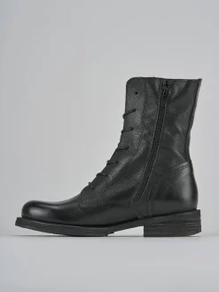 Anfibi tacco 2cm pelle nero