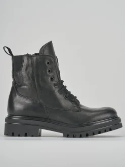 Anfibi tacco 1cm pelle nero