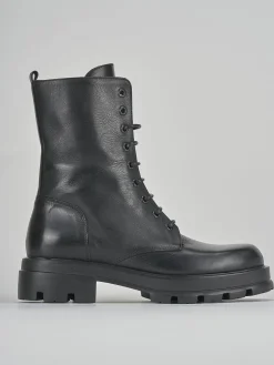 Anfibi tacco 3cm pelle nero