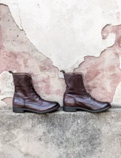 Anfibi tacco 1cm pelle testa