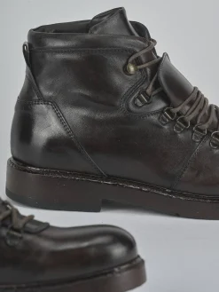 Anfibi tacco 1cm pelle testa