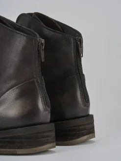 Anfibi tacco 2cm pelle testa