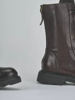 Anfibi tacco 2cm pelle testa