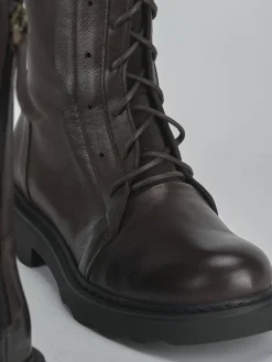 Anfibi tacco 2cm pelle testa