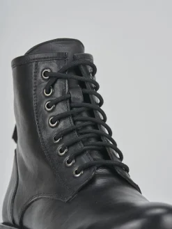 Anfibio tacco 2 cm nero pelle