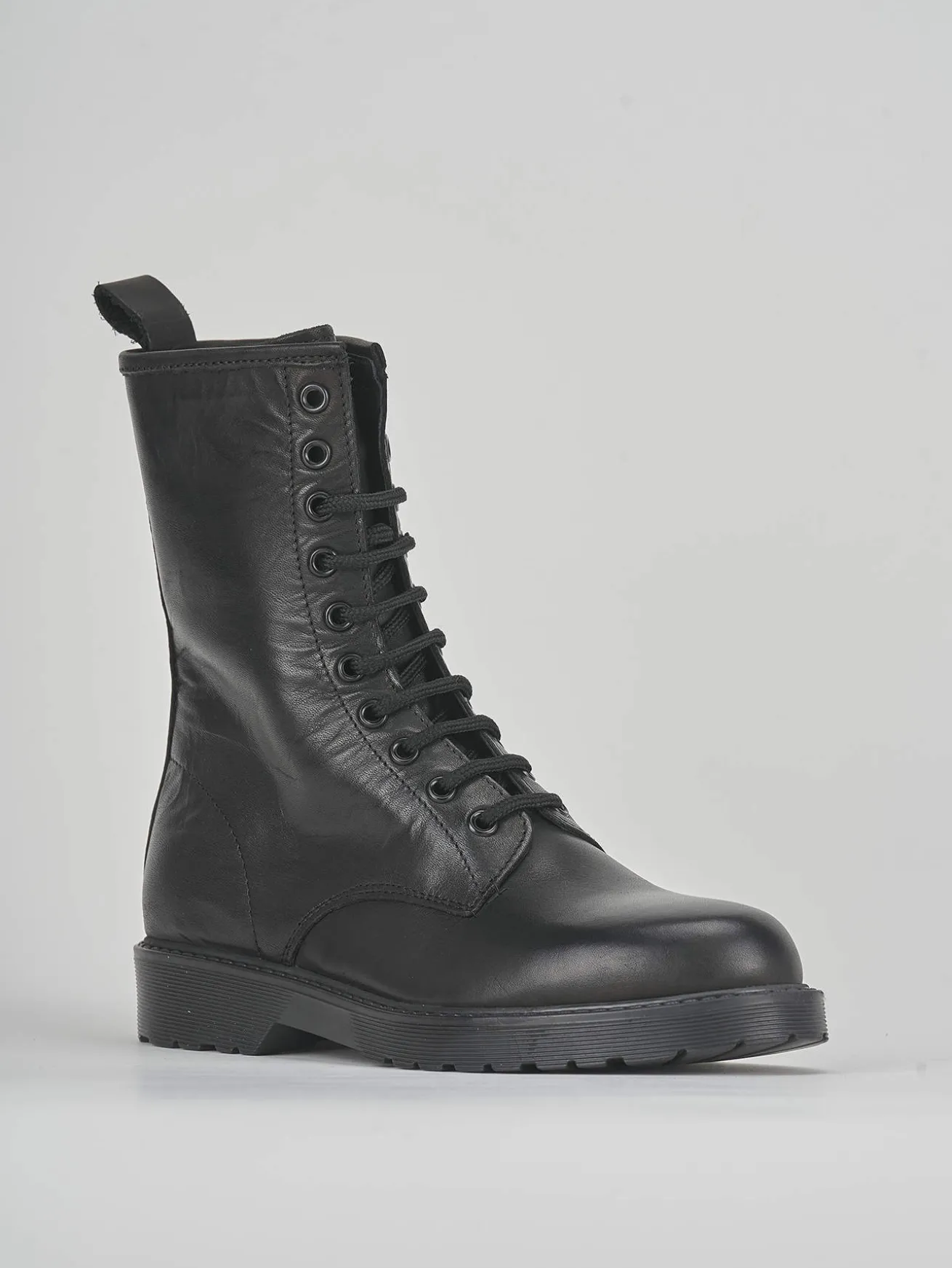 Anfibio tacco 2cm nero pelle