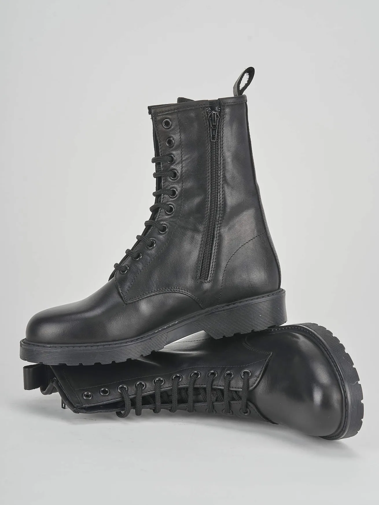 Anfibio tacco 2cm nero pelle