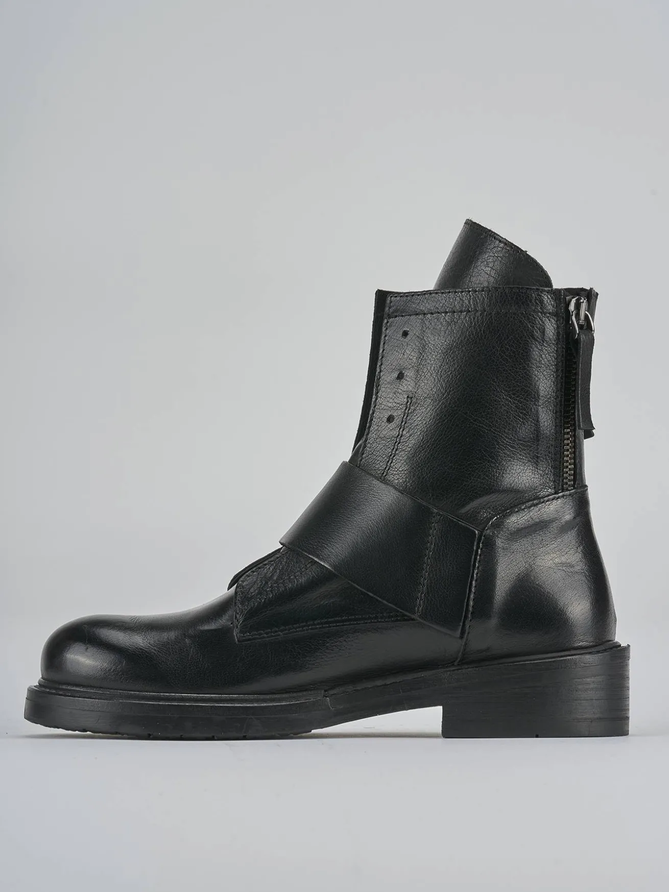 Anfibio tacco 2cm nero pelle