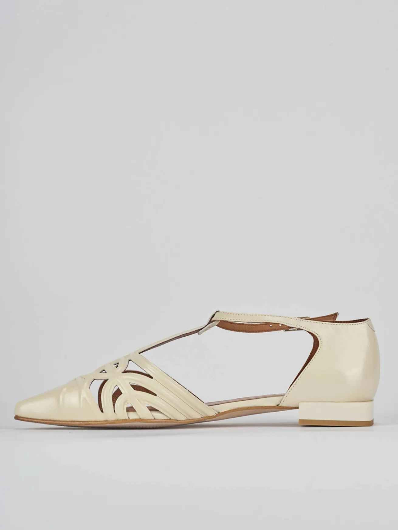 Ballerine tacco 1cm vernice beige