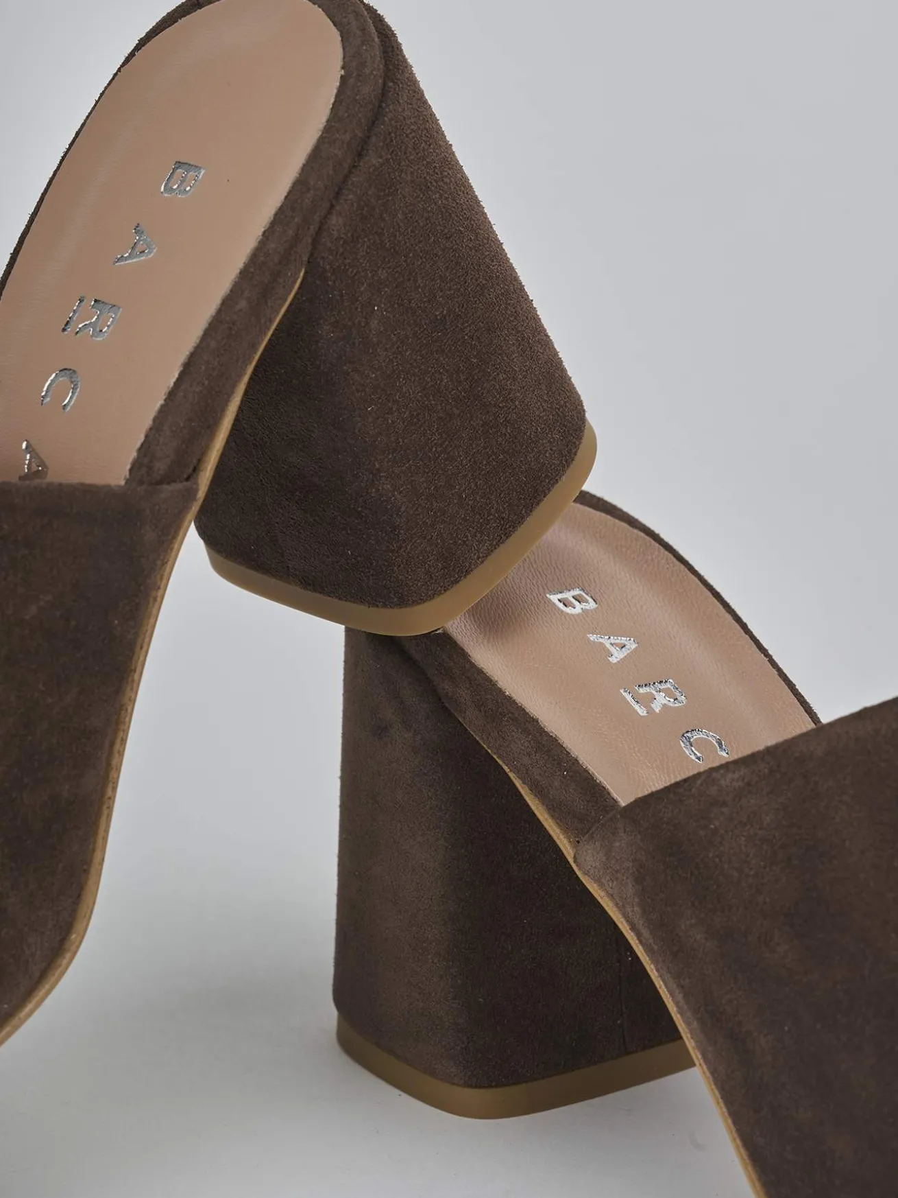 Ciabatte tacco 7cm camoscio testa