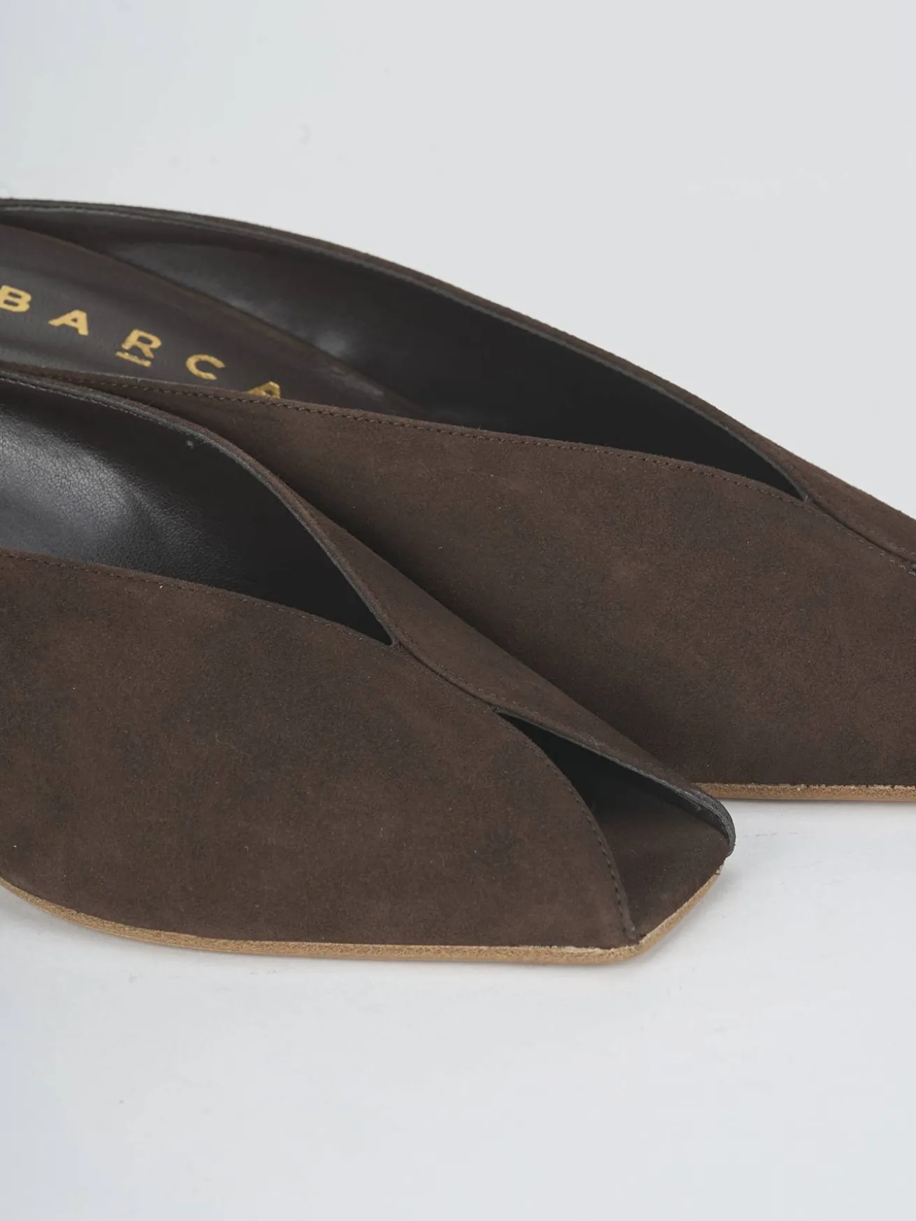 Ciabatte tacco 5cm camoscio testa