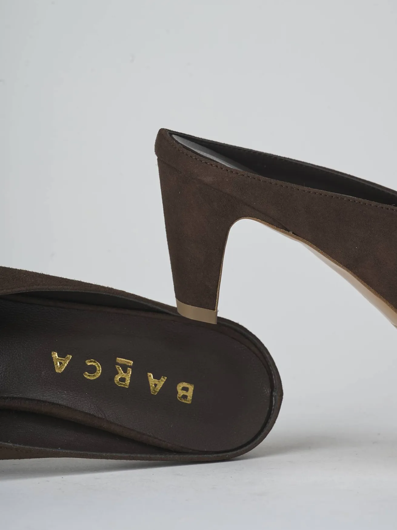 Ciabatte tacco 5cm camoscio testa