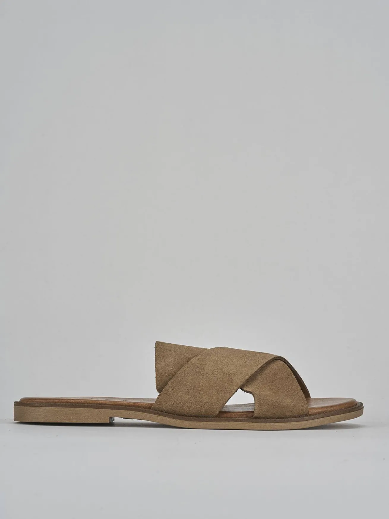 Ciabatte tacco 1cm camoscio beige