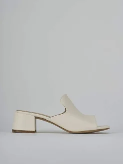 Ciabatte tacco 5cm pelle beige