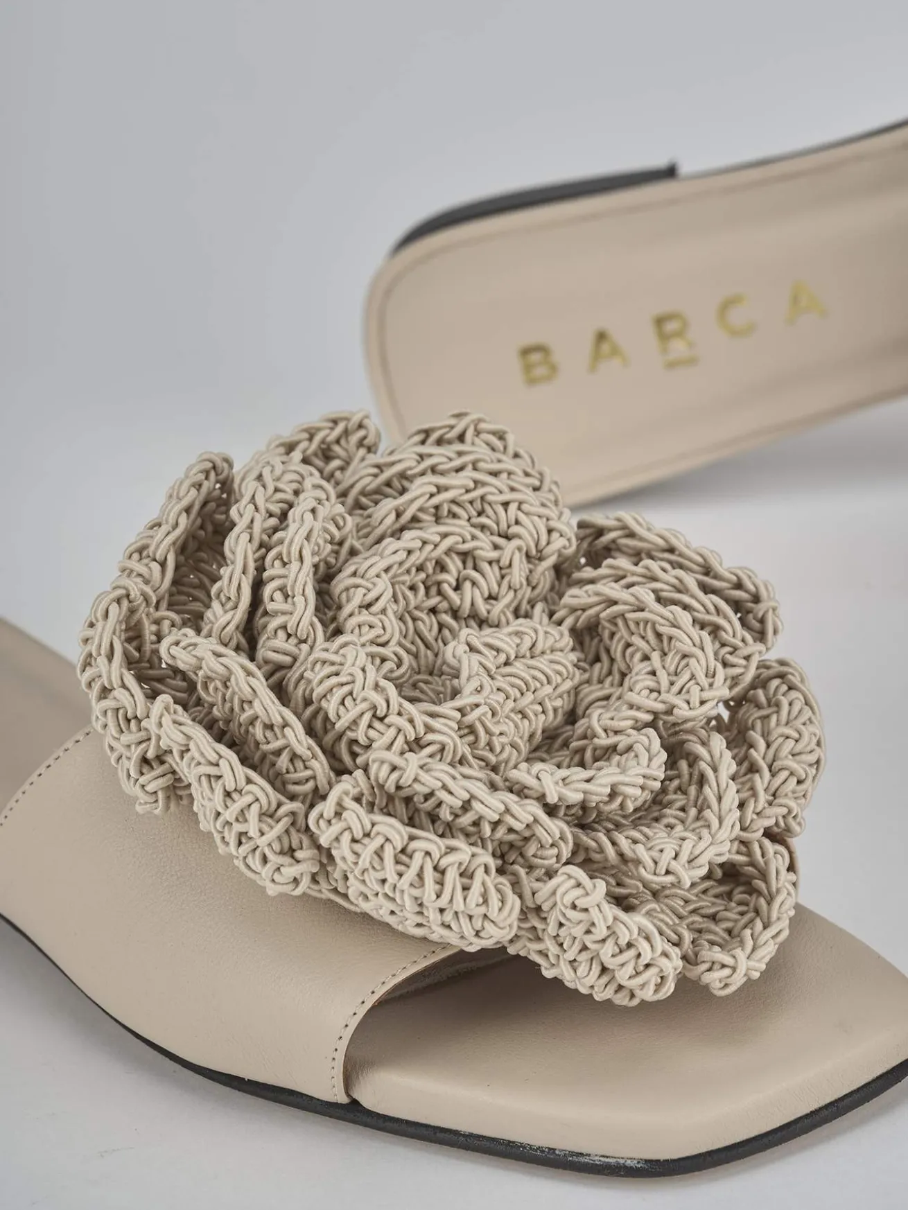 Ciabatte tacco 1cm pelle beige