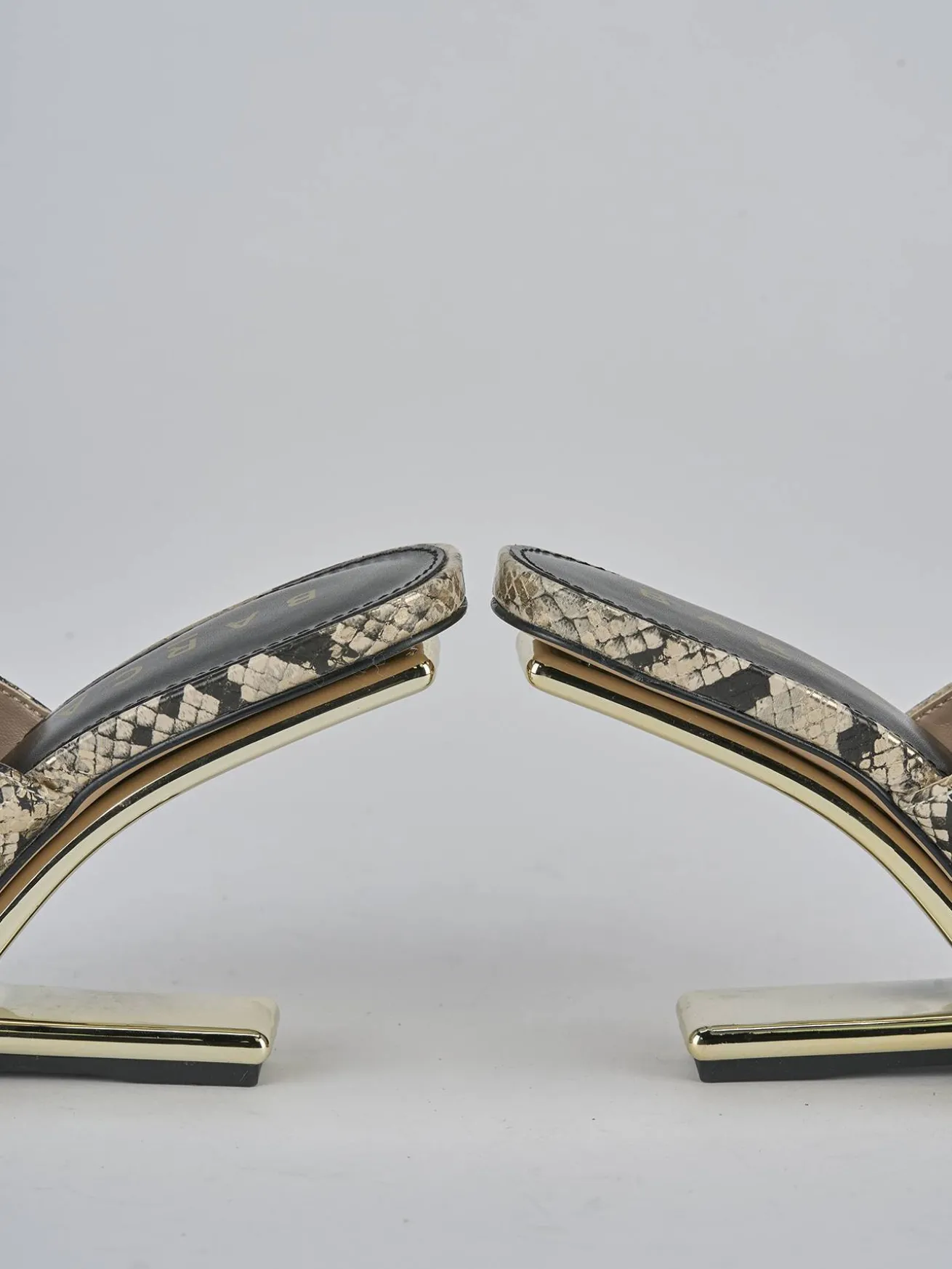 Ciabatte tacco 9cm pelle beige