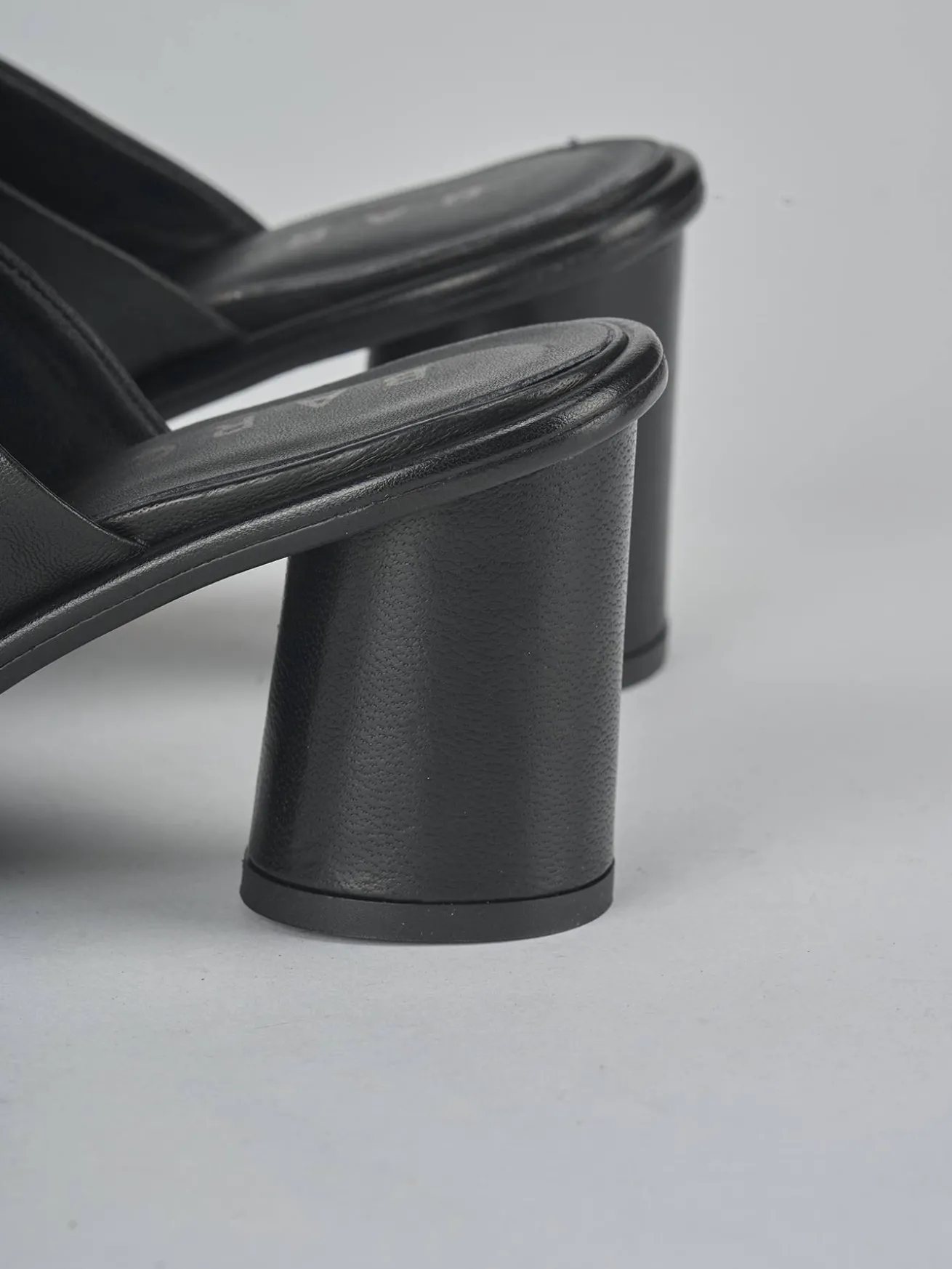 Ciabatte tacco 6cm pelle nero