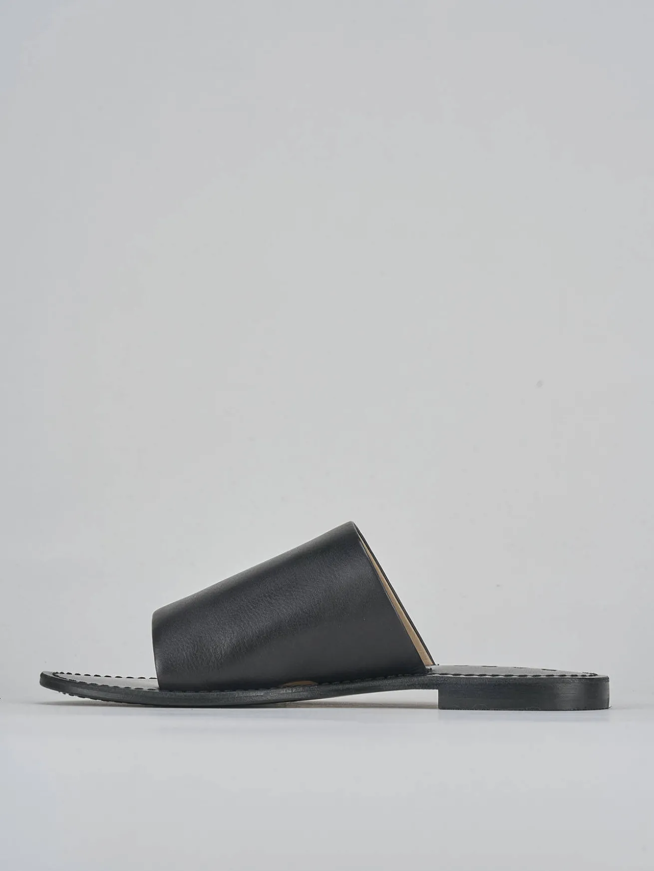 Ciabatte tacco 1cm pelle nero