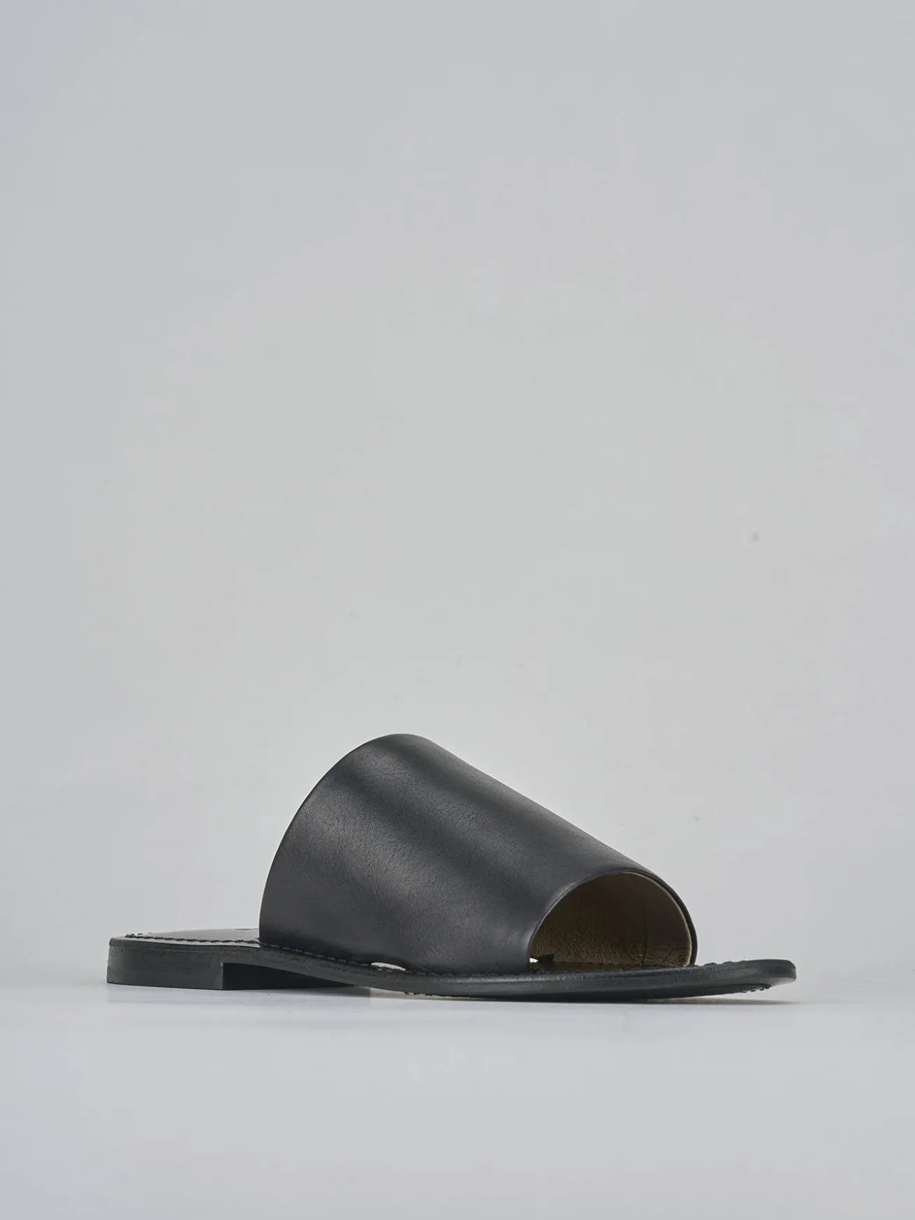 Ciabatte tacco 1cm pelle nero