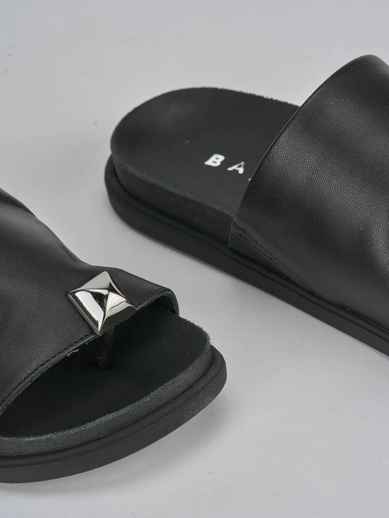 Ciabatte tacco 1cm pelle nero