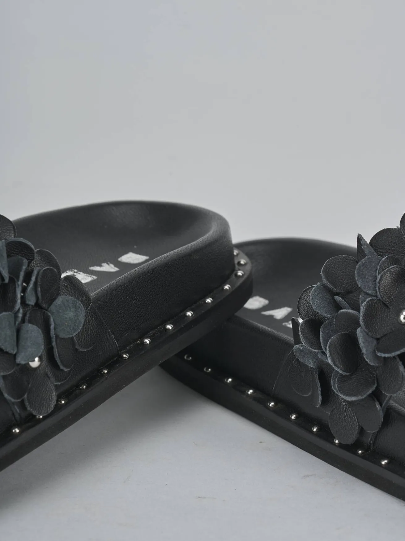 Ciabatte tacco 1cm pelle nero