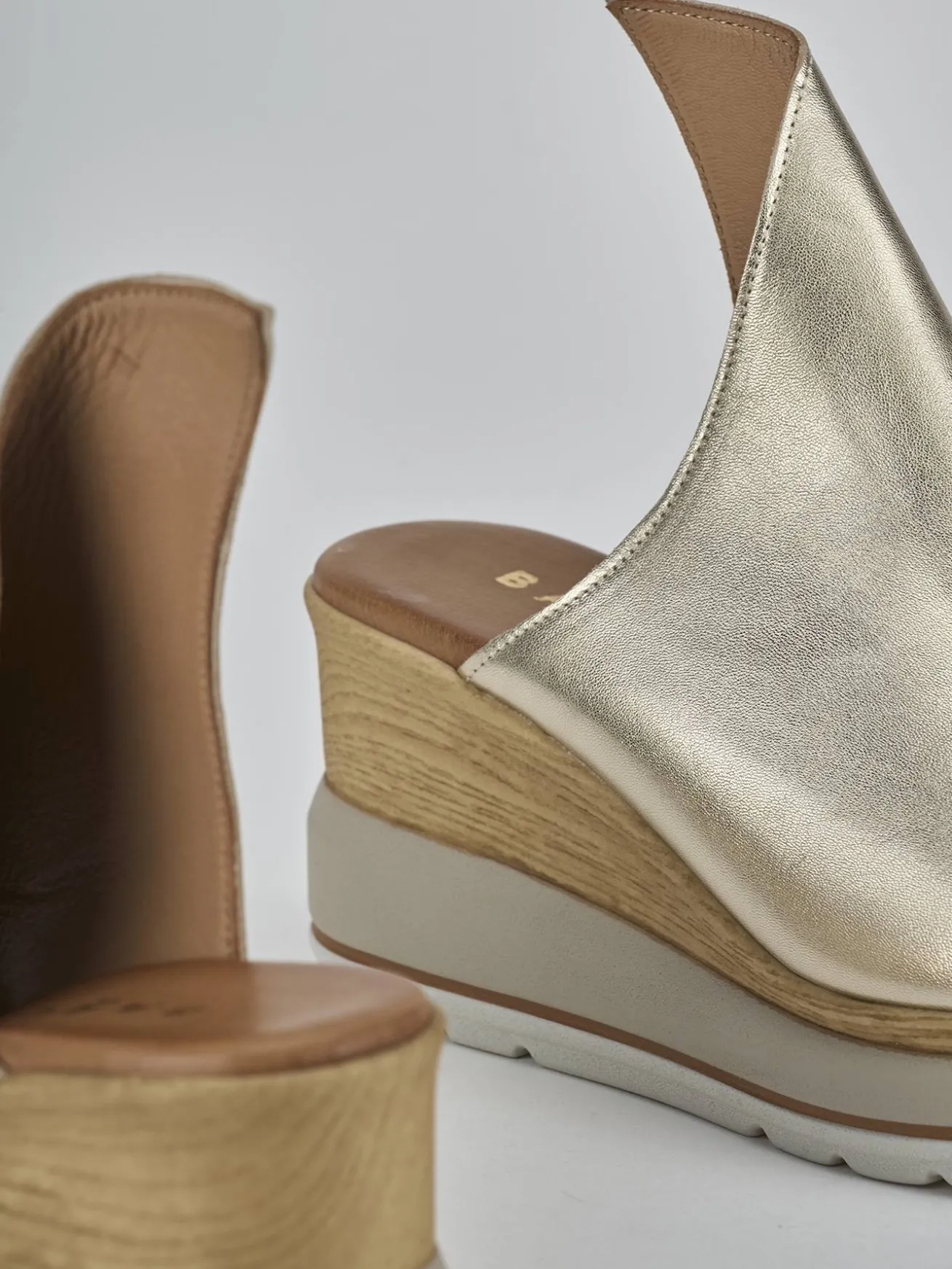 Ciabatte tacco 10cm pelle oro