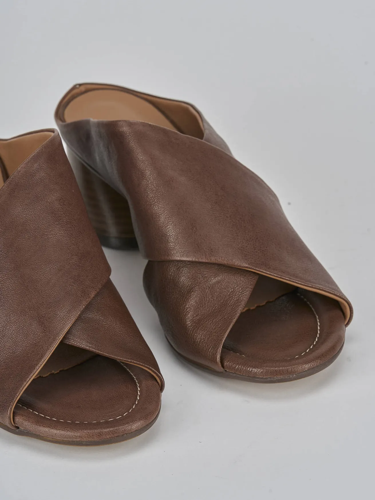 Ciabatte tacco 5cm pelle testa