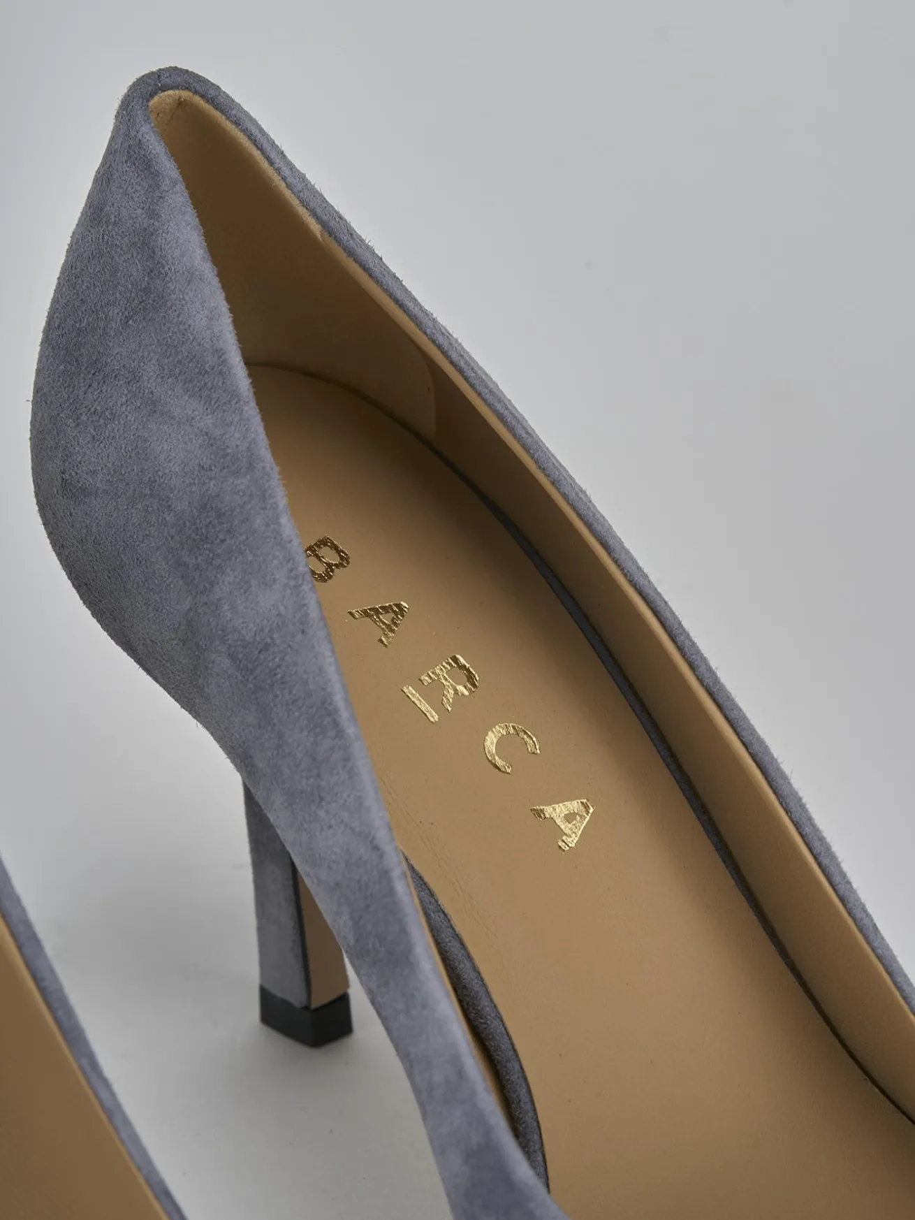 Décolleté tacco 7cm camoscio grigio