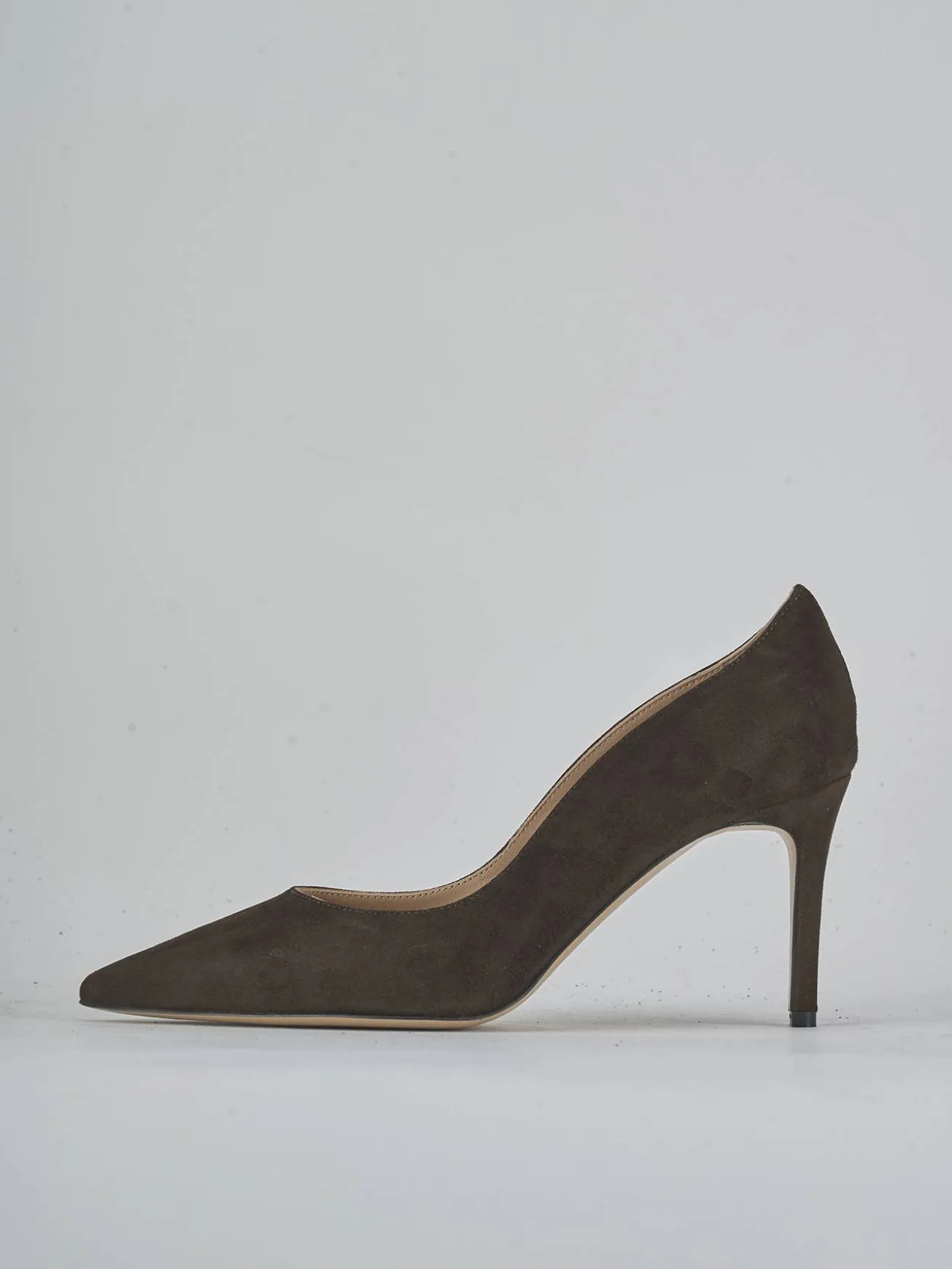 Décolleté tacco 7cm camoscio testa