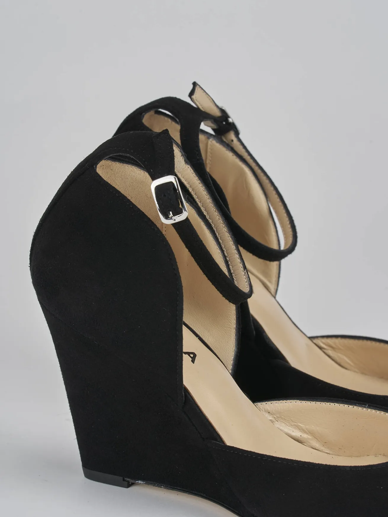 Décolleté tacco 8cm camoscio nero