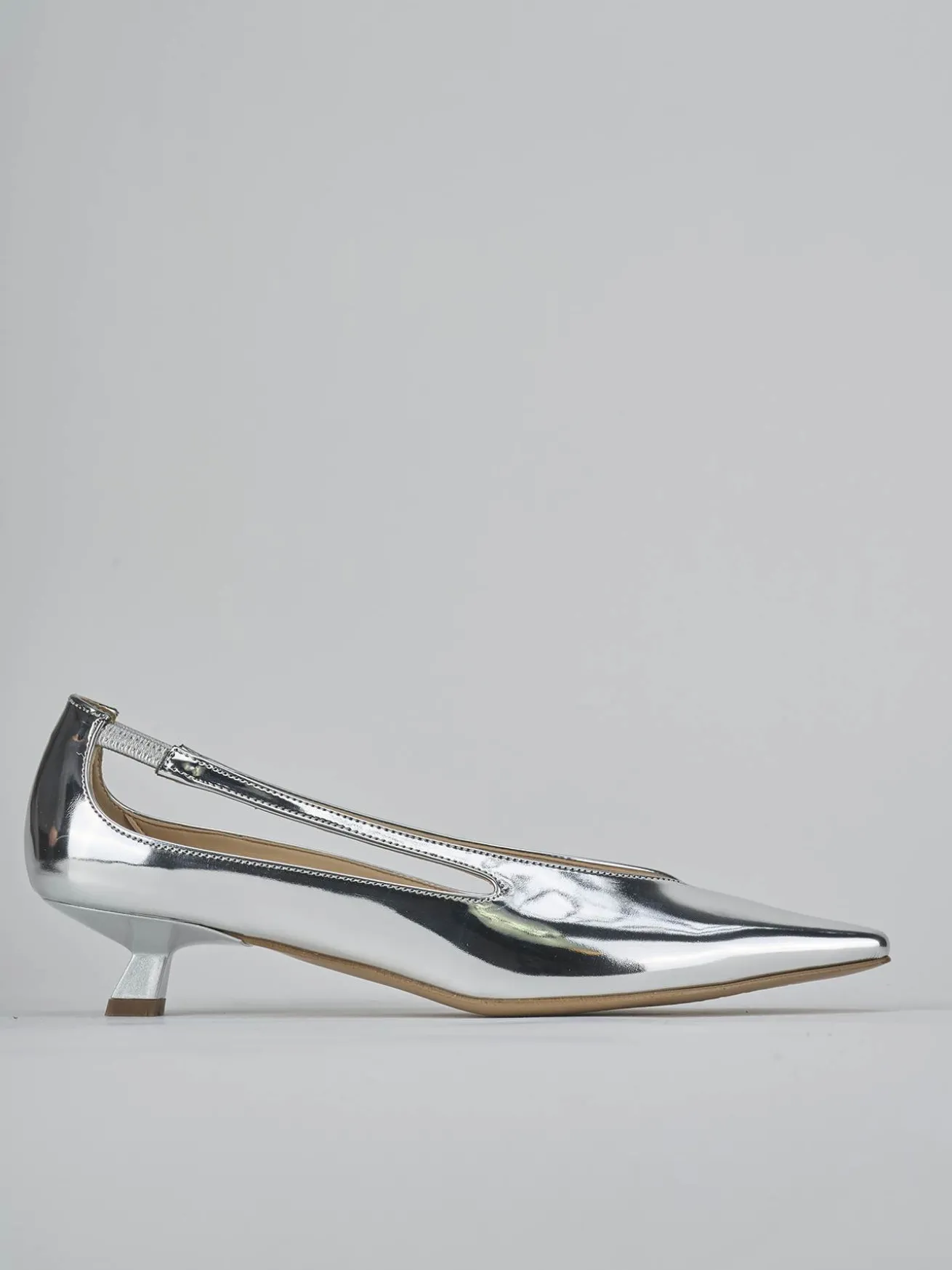 Décolleté tacco 4cm laminato argento