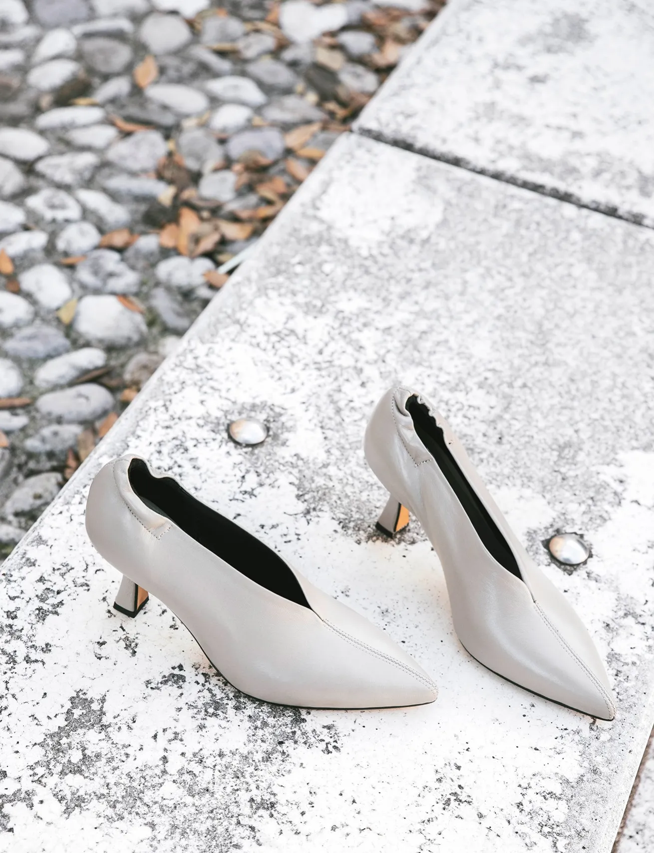 Décolleté tacco 7cm pelle grigio