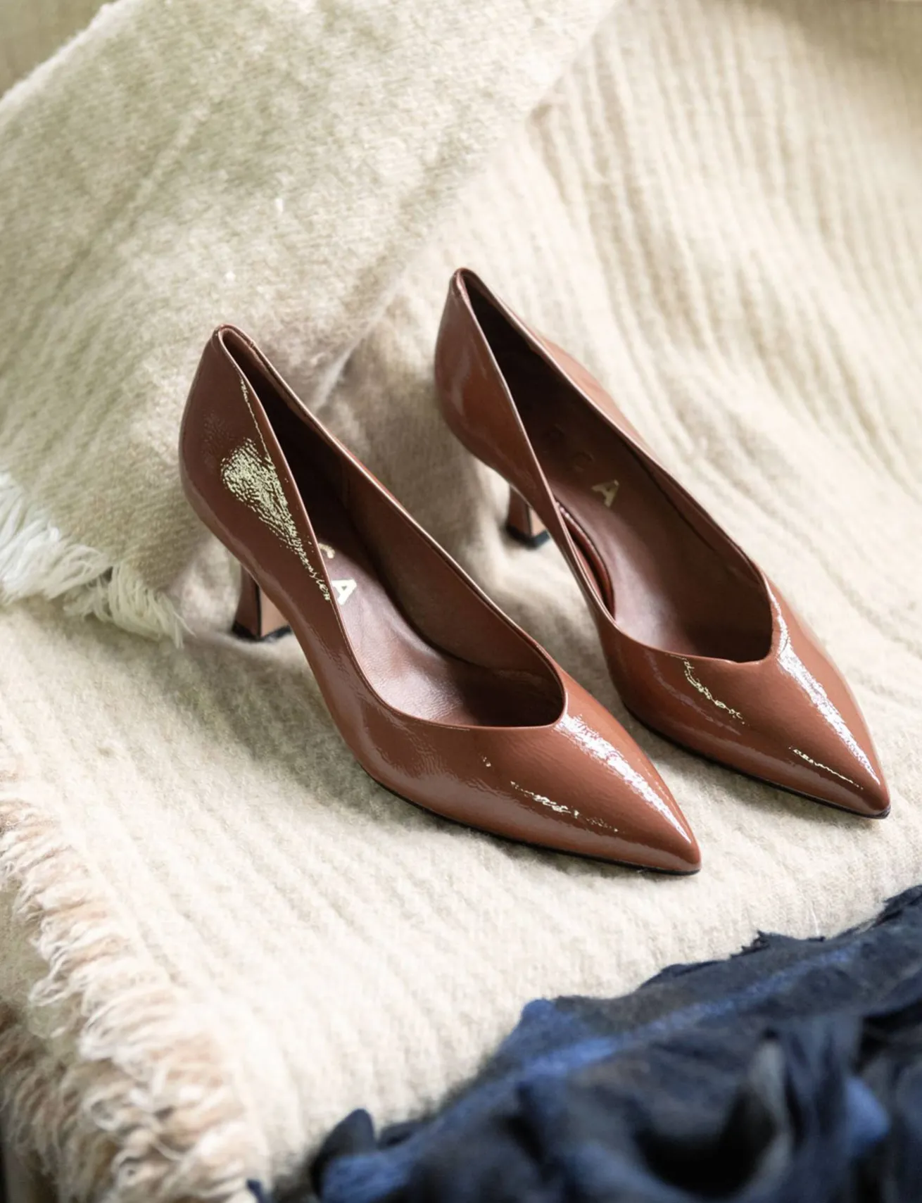 Décolleté tacco 7cm vernice marrone